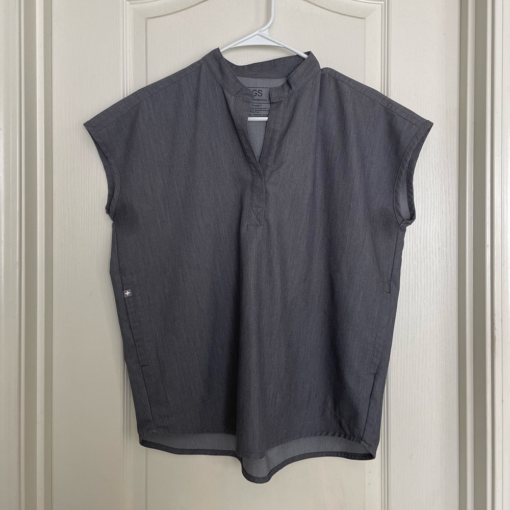 Figs Scrub Top